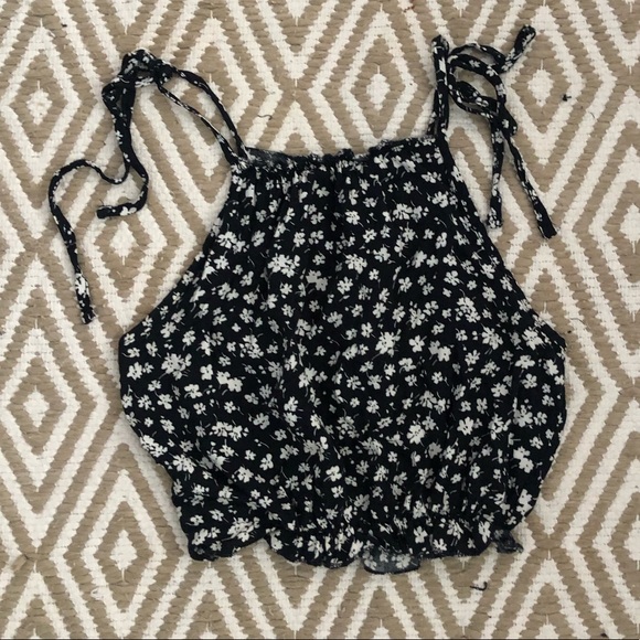 Brandy Melville Floral Top - Picture 1 of 1